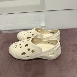 Zara kids crocs size 37